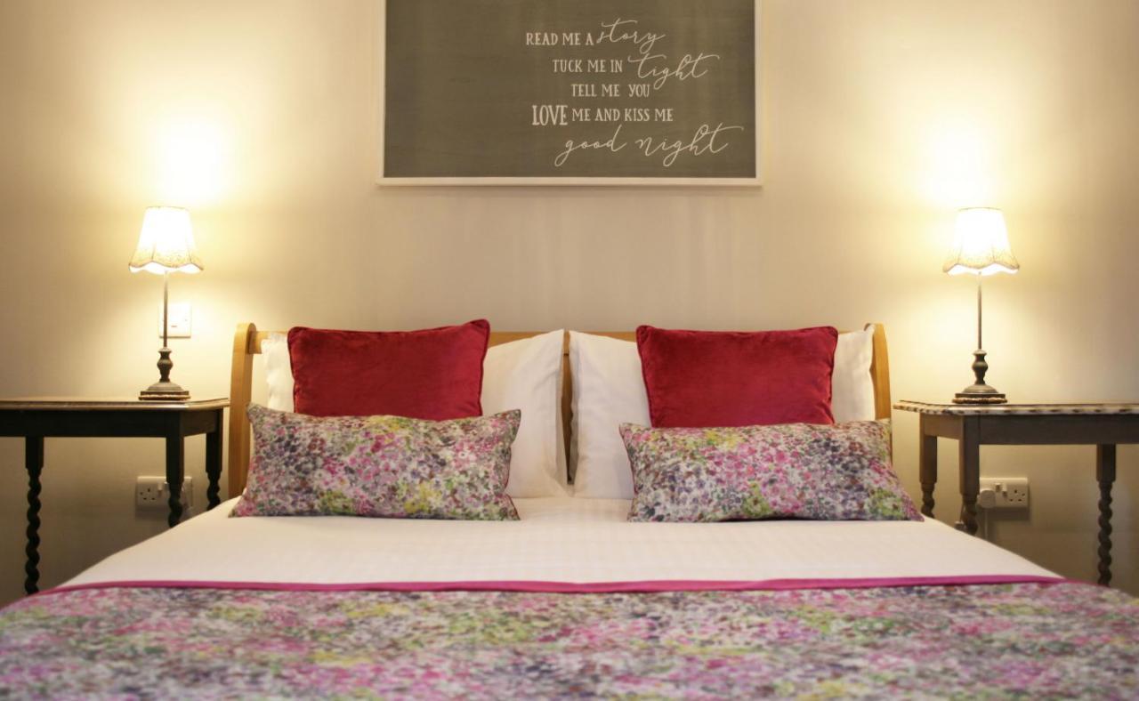Bed and Breakfast The Cross At Croscombe Wells Esterno foto